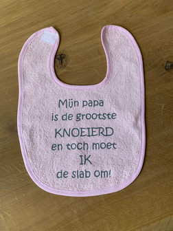 Slab met tekst