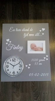 Geboortebord 50 x 60 cm met echte klok voor 1 kindje