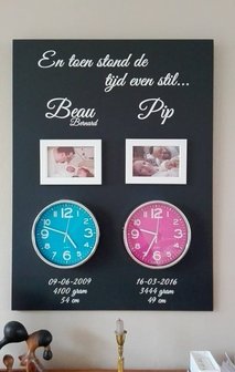 Geboortebord 60 x 80 cm met echte klok voor 2 kinderen