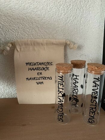 Glazenbuis voor haarlokje, navelstreng en melktandjes